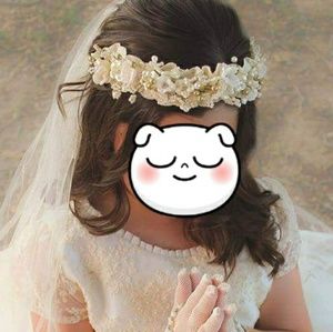 first Communion (Tiara)